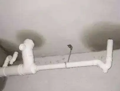 麦盖提卫生间测漏水的几种情景